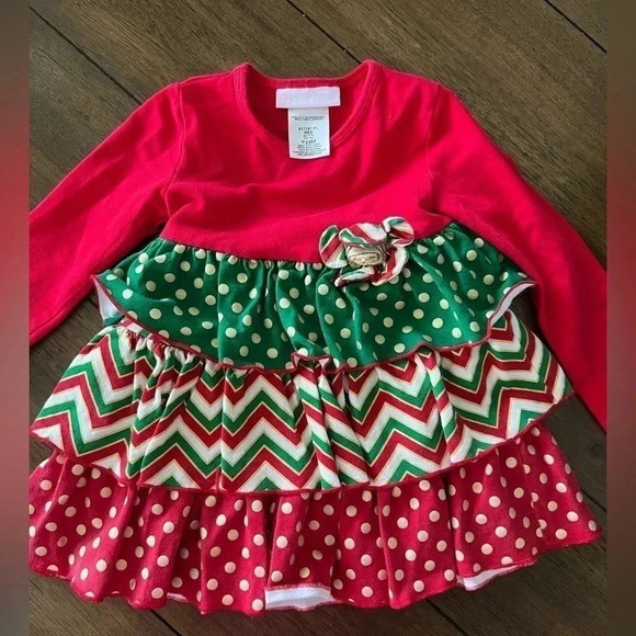 TODDLER CHRISTMAS BUNDLE : 3 outfits, Christmas themed - Picture 6 of 7